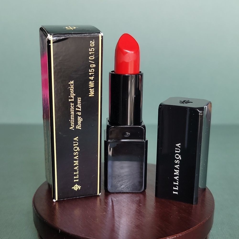 ILLAMASQUA Antimatter Lipstick - Midnight - Small Knick